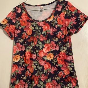 LuLaRoe Classic T- Floral print